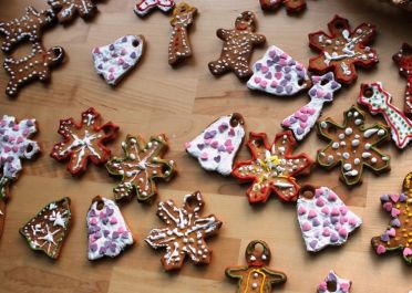 Kalėdinių sausainių kepyklėlės