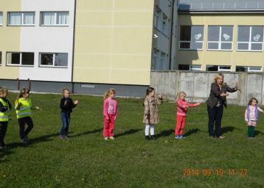 Priešmokyklinukų išvyka į Jovarų pagrindinę mokyklą
